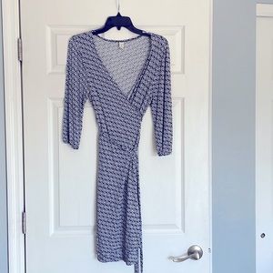Women’s wrap dress